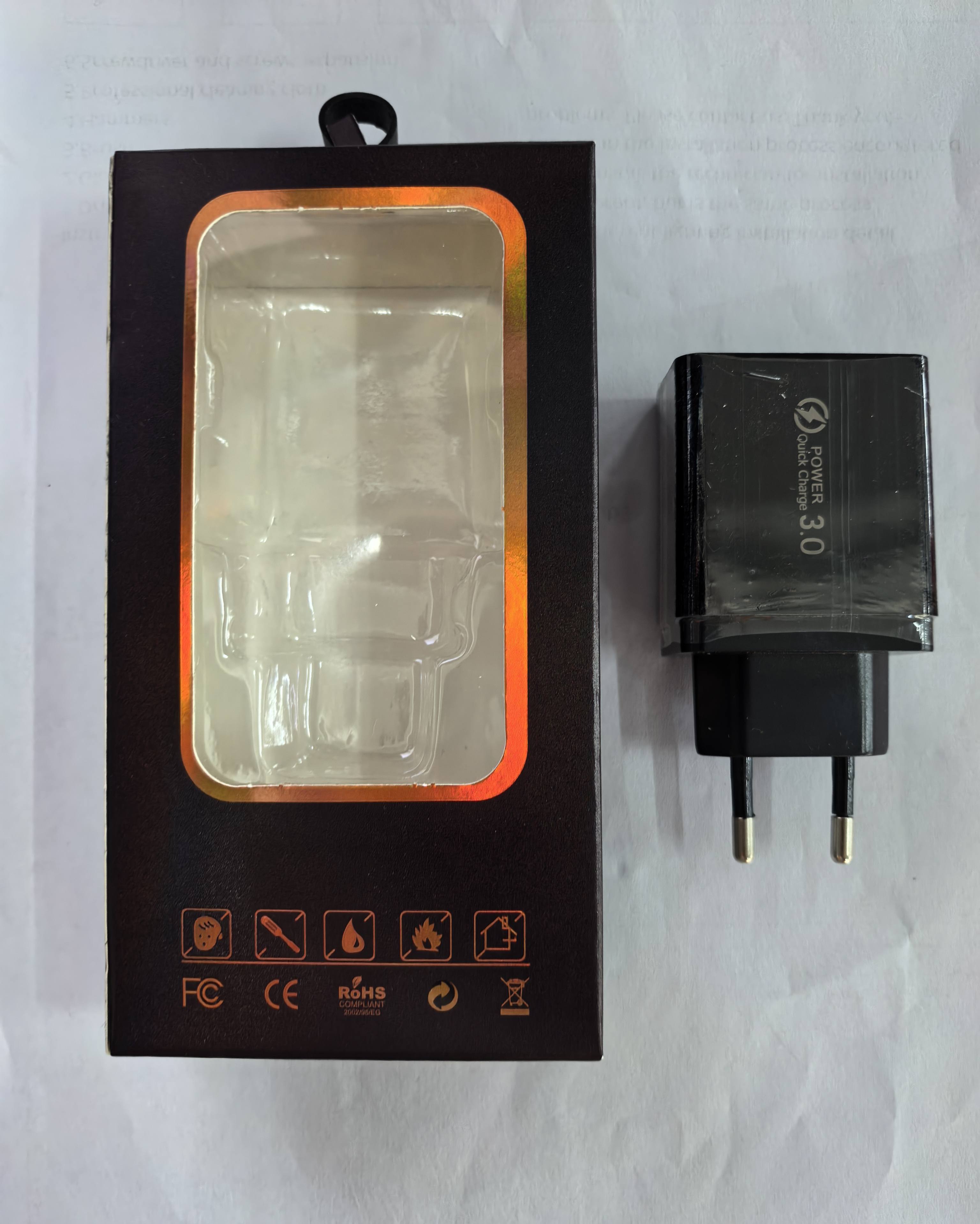 Illuminated 4USB Mobile Phone Charger 3A Charging Head